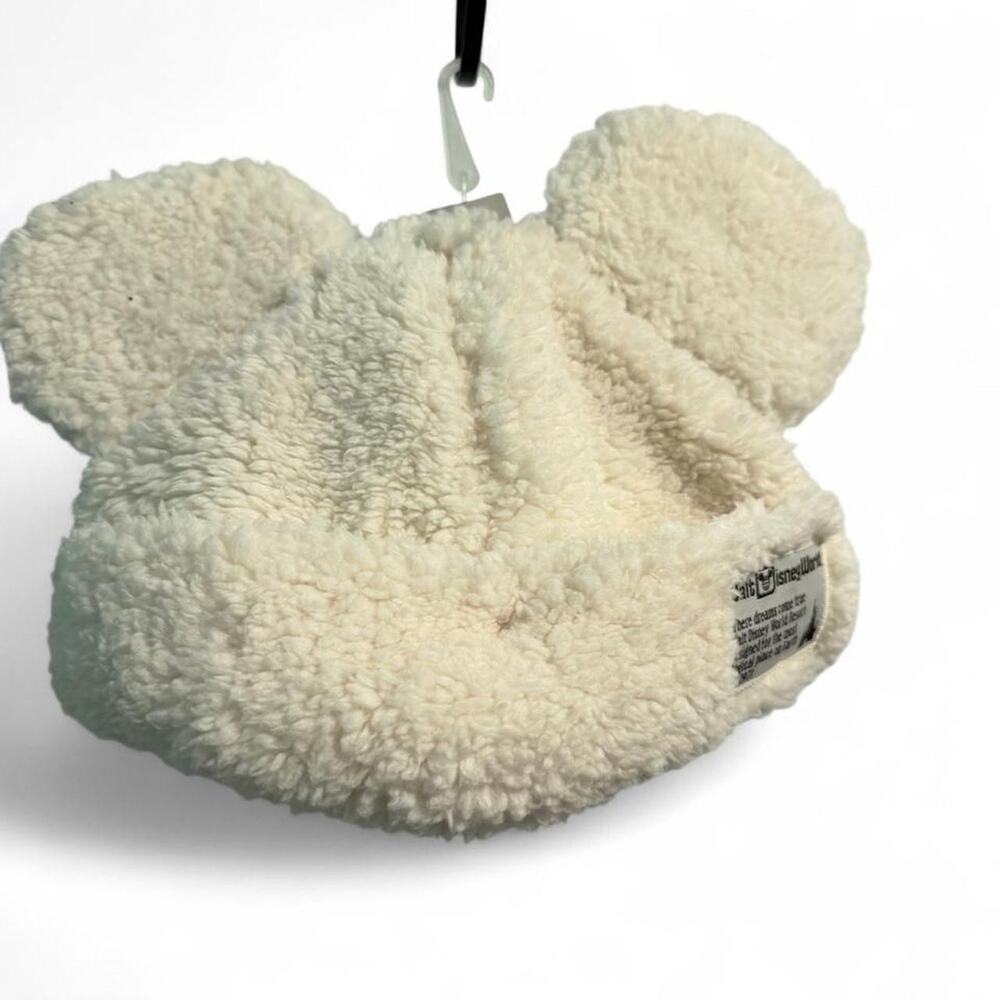 Disney Parks Walt Disney World Mickey Mouse White Teddy Sherpa Beanie NWT